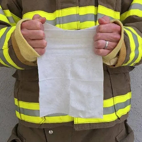 RESPONDER WIPES - Captain‚Äôs Wipes 
-Medium Wipes individually packaged
-Each wipe is 8" x 12"
-Comes in a carton for easy storage
-Three-year shelf life
-Aloe and Alcohol FREE - Becker Safety and Supply